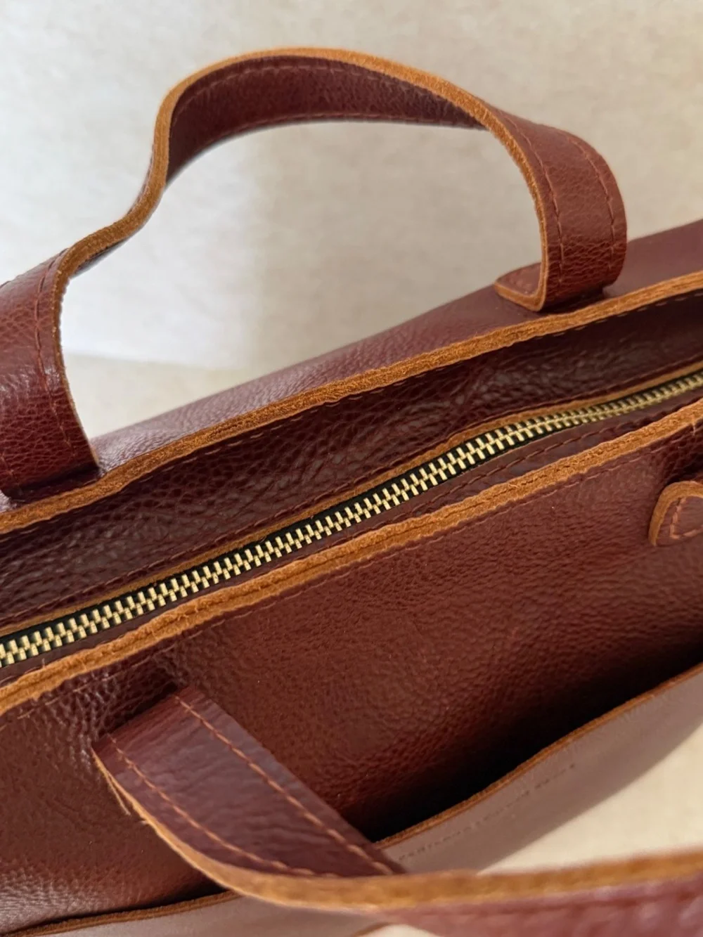 VGUC Portland Leather Goods PLG Medium Crossbody Tote with Zipper in Nutmeg